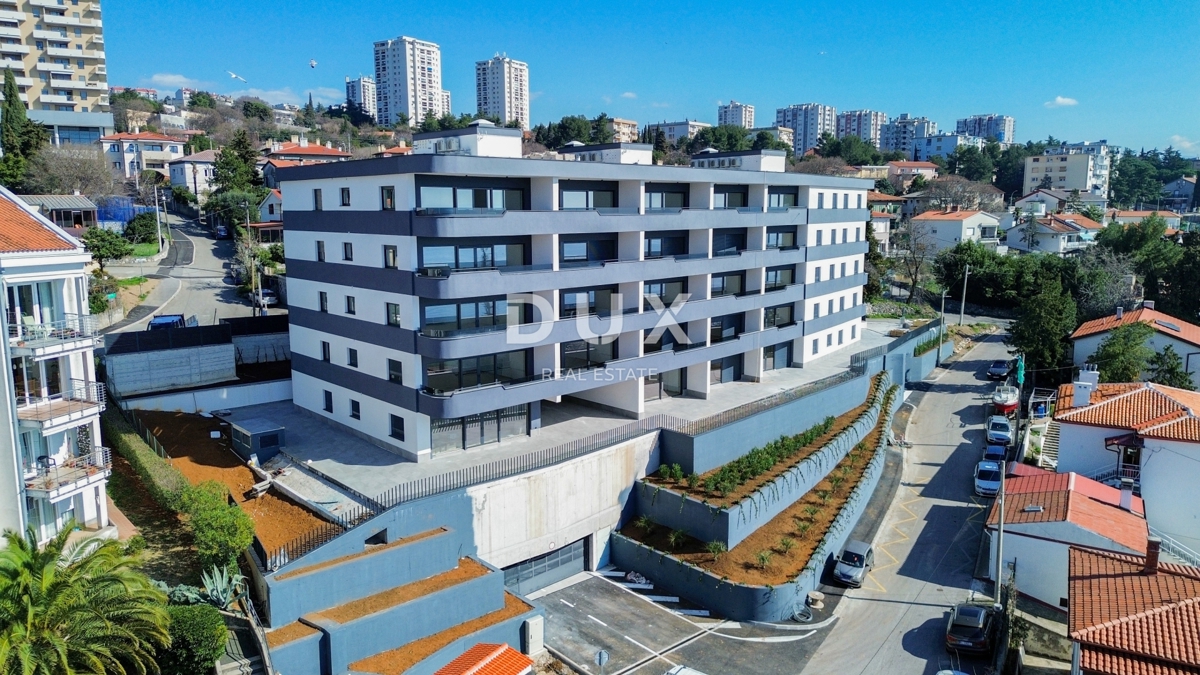 RIJEKA, KANTRIDA - Appartamento di 82 m2 in un lussuoso edificio di nuova costruzione a soli 250 metri dal mare con garage e vista panoramica sul mare