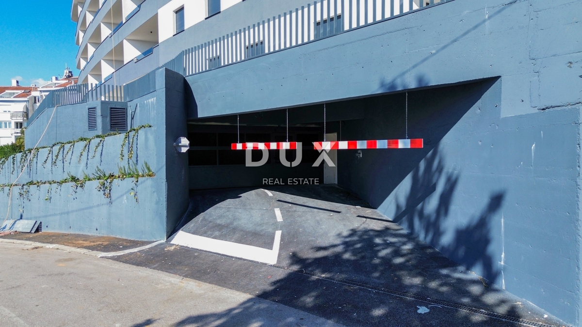 RIJEKA, KANTRIDA - Appartamento di 82 m2 in un lussuoso edificio di nuova costruzione a soli 250 metri dal mare con garage e vista panoramica sul mare