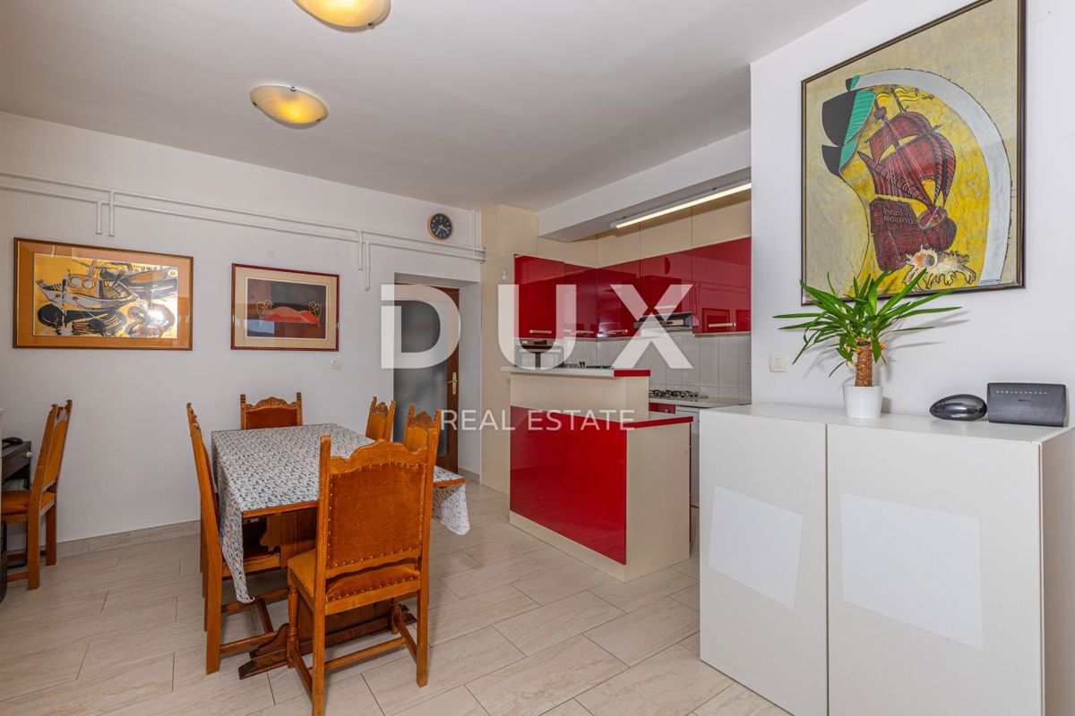 CRIKVENICA - edificio residenziale commerciale in una posizione privilegiata