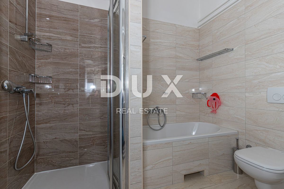 CRIKVENICA - edificio residenziale commerciale in una posizione privilegiata