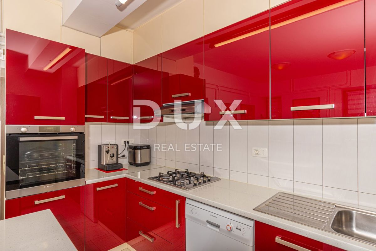 CRIKVENICA - edificio residenziale commerciale in una posizione privilegiata