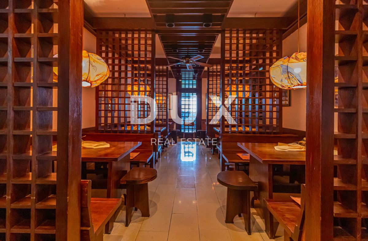 CRIKVENICA - edificio residenziale commerciale in una posizione privilegiata