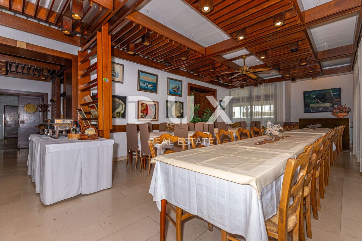 CRIKVENICA - edificio residenziale commerciale in una posizione privilegiata