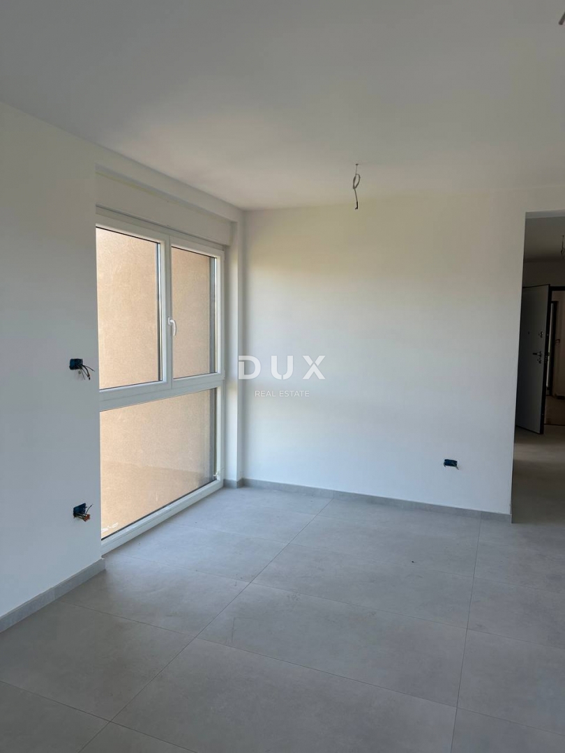 ISTRIA, PARENZO - Appartamento in un nuovo edificio con vista mare