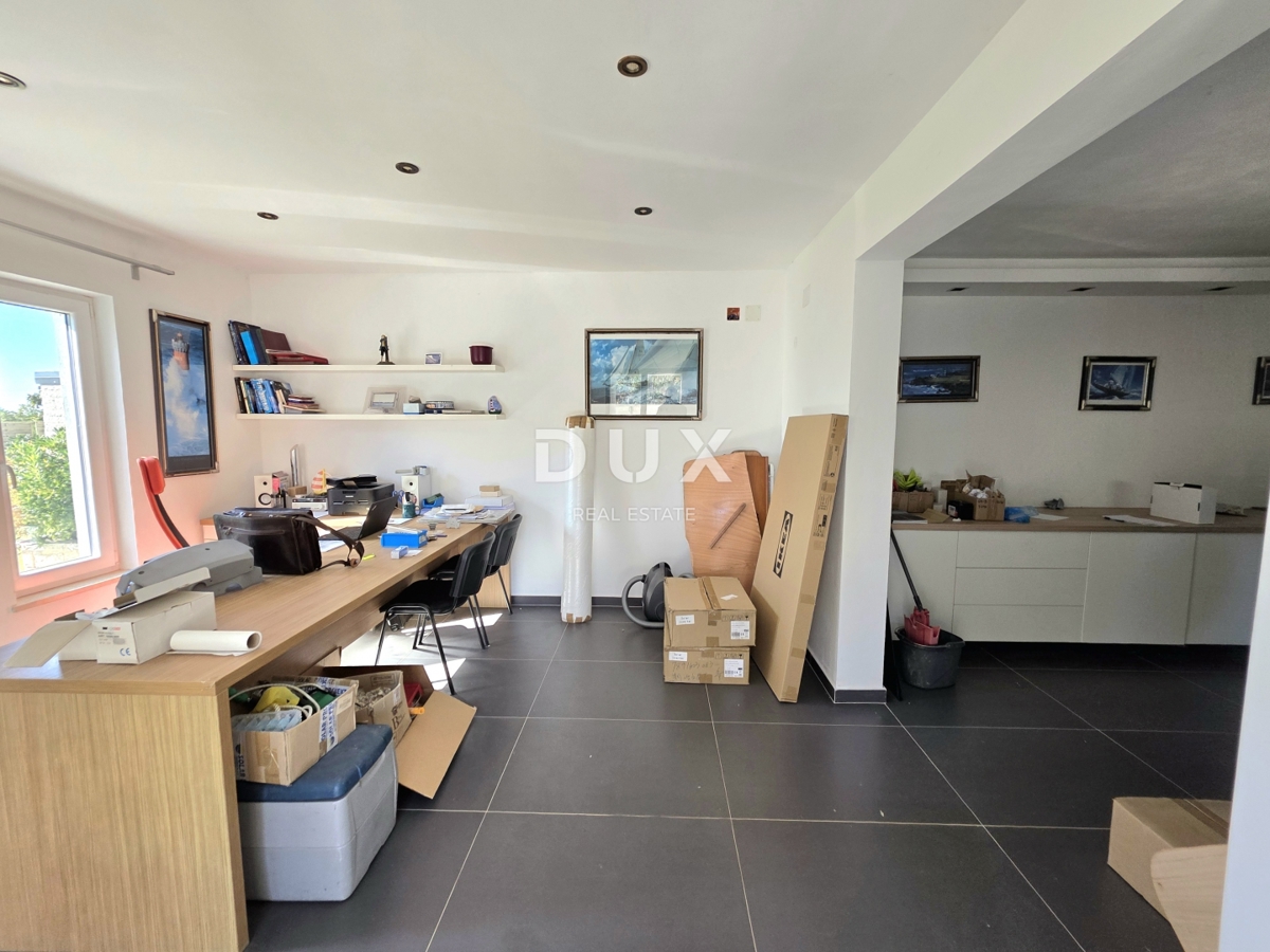 Casa Monteserpo - Komunal, Pula, 250m2