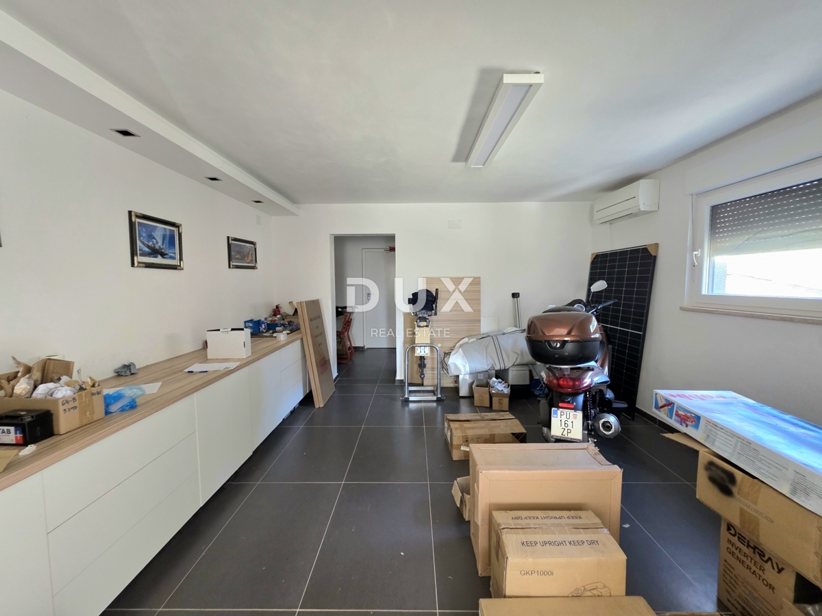 Casa Monteserpo - Komunal, Pula, 250m2