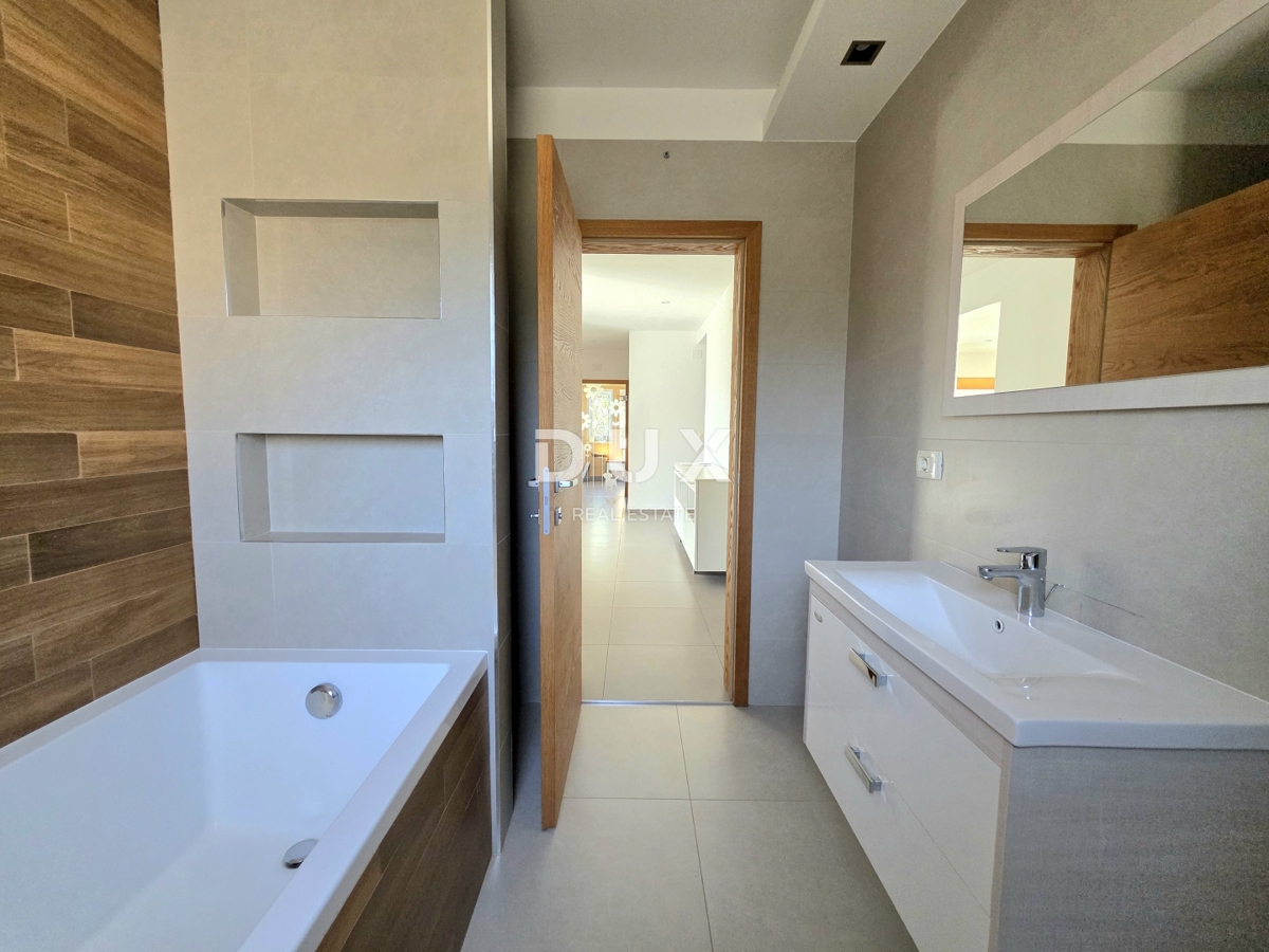 Casa Monteserpo - Komunal, Pula, 250m2