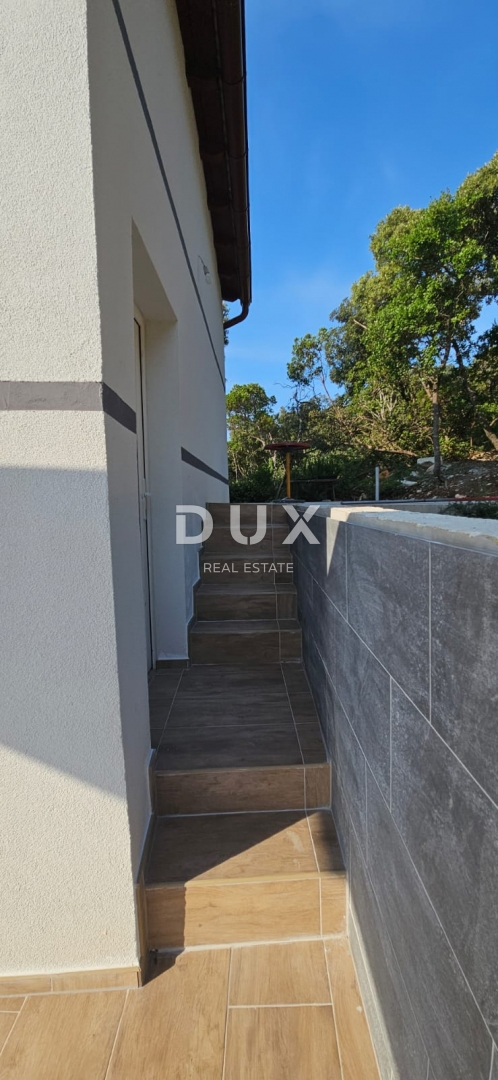 ISTRIA, KRNICA - Casa indipendente a 200 metri dal mare