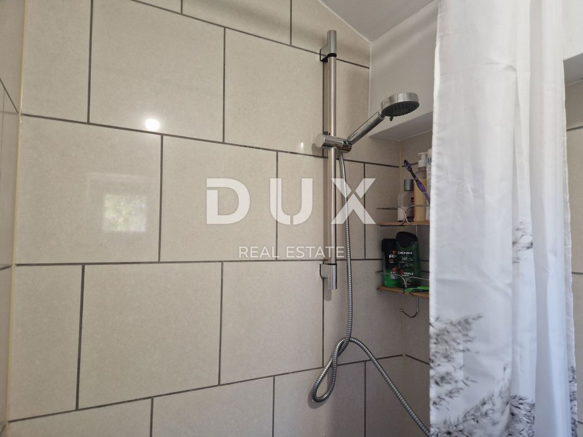 ISTRIA, KRNICA - Casa indipendente a 200 metri dal mare