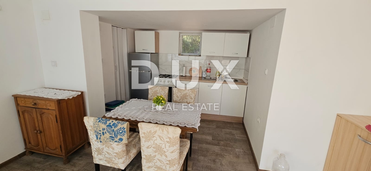 ISTRIA, KRNICA - Casa indipendente a 200 metri dal mare