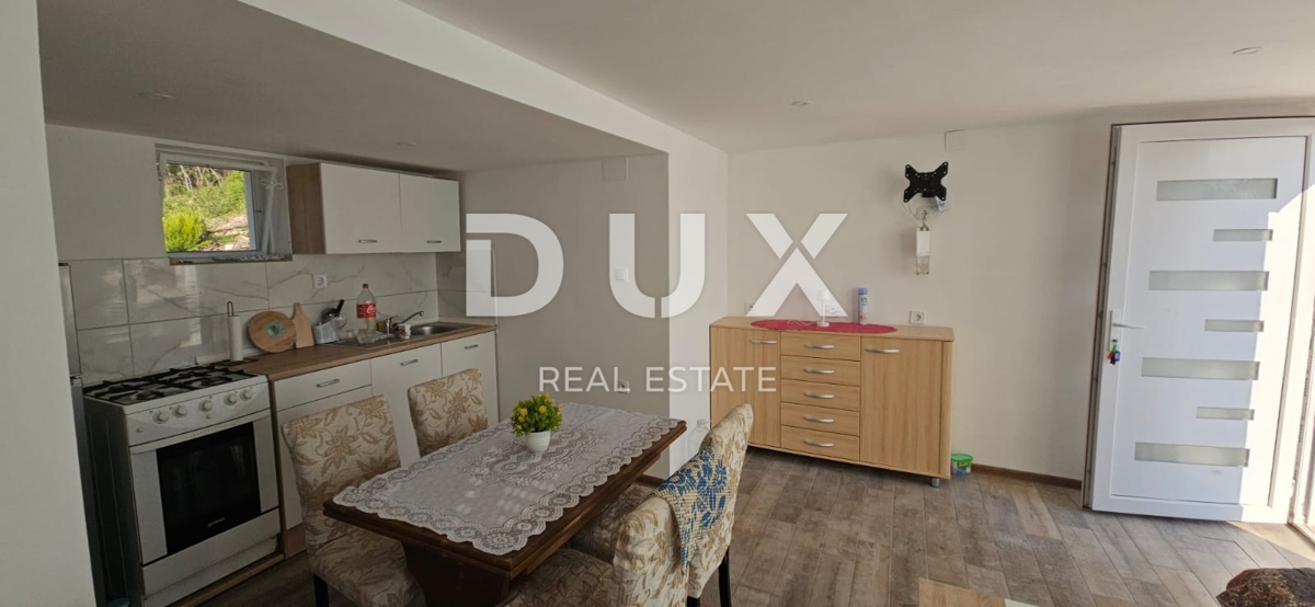 ISTRIA, KRNICA - Casa indipendente a 200 metri dal mare