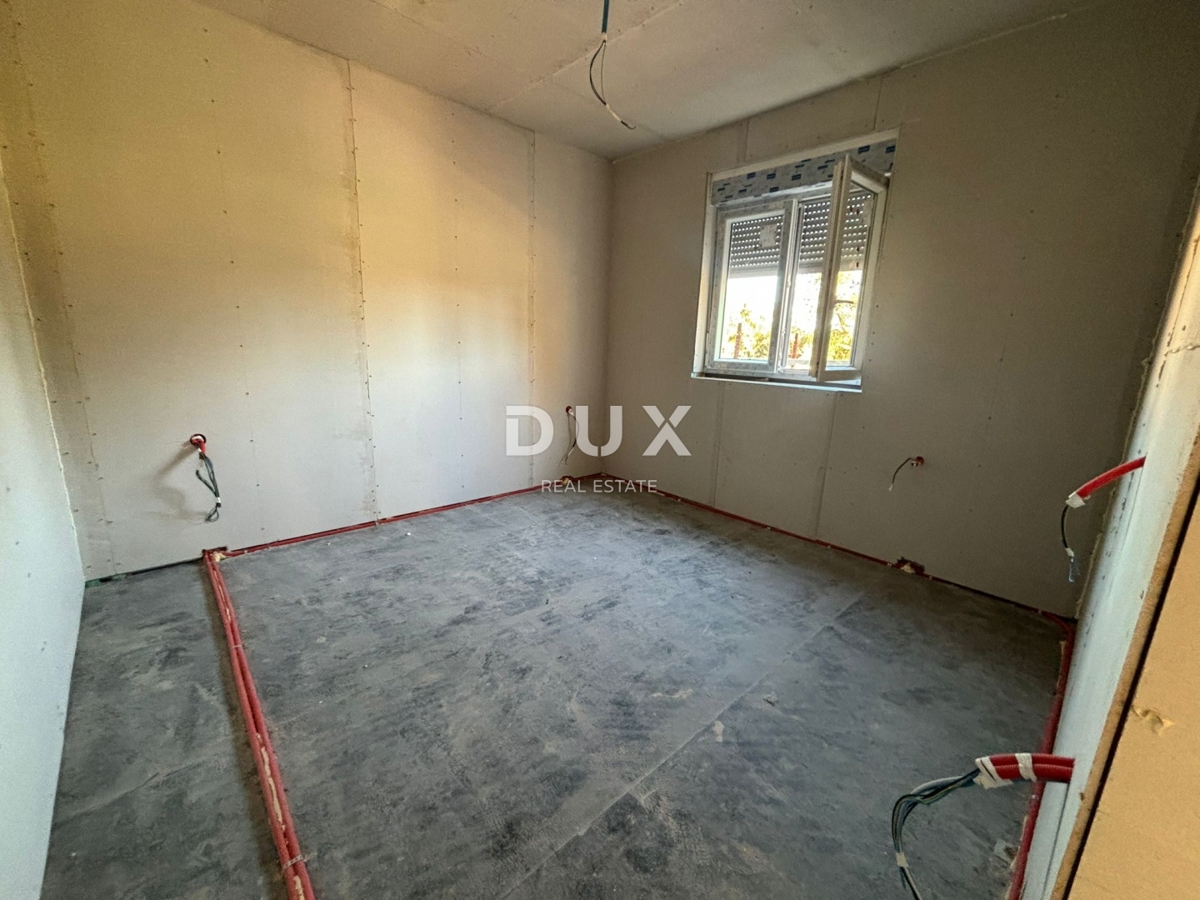 ISTRIA, POLA - Casa unifamiliare prefabbricata - ROH BAU vicino alla città! POSSIBILITÀ DI PERMUTA CON UN APPARTAMENTO!