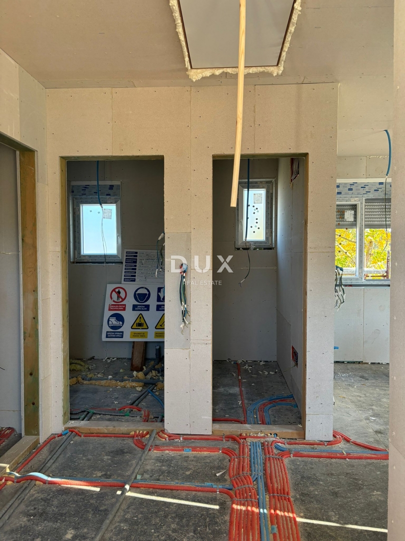 ISTRIA, POLA - Casa unifamiliare prefabbricata - ROH BAU vicino alla città! POSSIBILITÀ DI PERMUTA CON UN APPARTAMENTO!