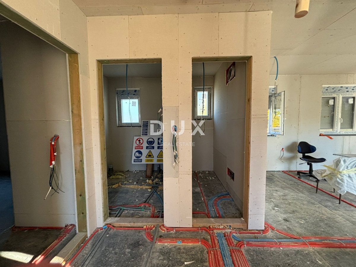 ISTRIA, POLA - Casa unifamiliare prefabbricata - ROH BAU vicino alla città! POSSIBILITÀ DI PERMUTA CON UN APPARTAMENTO!