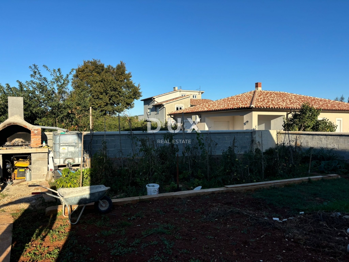 ISTRIA, POLA - Casa unifamiliare prefabbricata - ROH BAU vicino alla città! POSSIBILITÀ DI PERMUTA CON UN APPARTAMENTO!