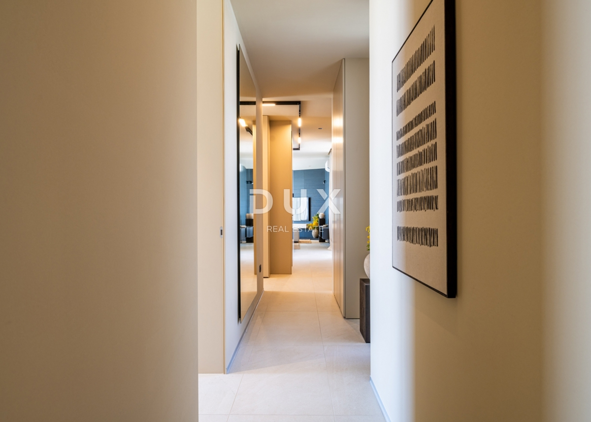 ISTRIA, PARENZO - Casa di lusso con piscina ai margini del villaggio