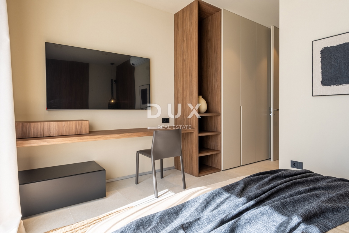 ISTRIA, PARENZO - Casa di lusso con piscina ai margini del villaggio