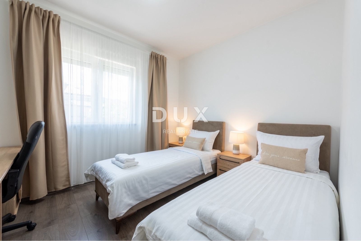 MATULJI - 3 camere da letto + soggiorno, VISTA, GIARDINO, 2 posti auto, 3 bagni!