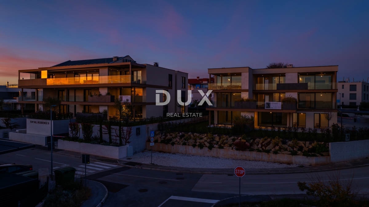 ISTRIA, NOVIGRAD - Appartamento con giardino in un lussuoso edificio di nuova costruzione