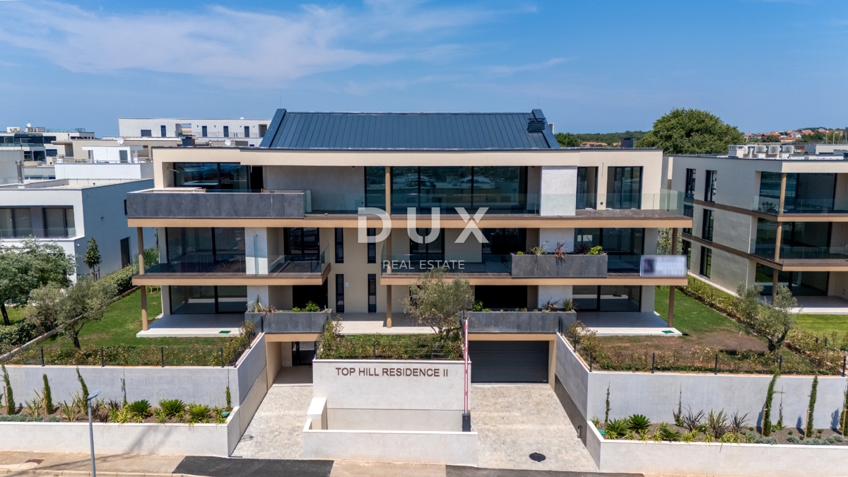 ISTRIA, NOVIGRAD - Appartamento con giardino in un lussuoso edificio di nuova costruzione