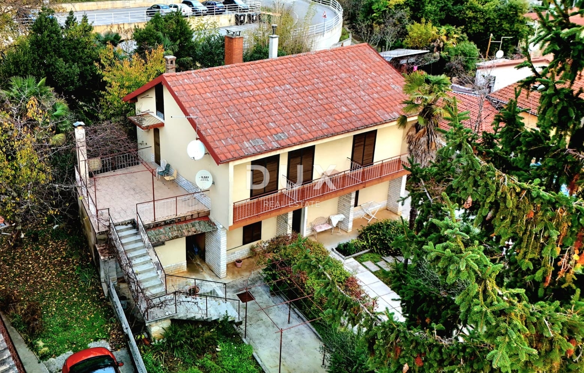 ABBAZIA, LOVRAN - Casa con anima, tra il mare e il Monte Maggiore, 170m2