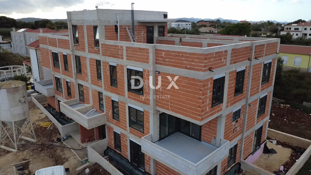 ZADAR, BIBINJE - Appartamento con due camere da letto e giardino in una posizione attraente S1