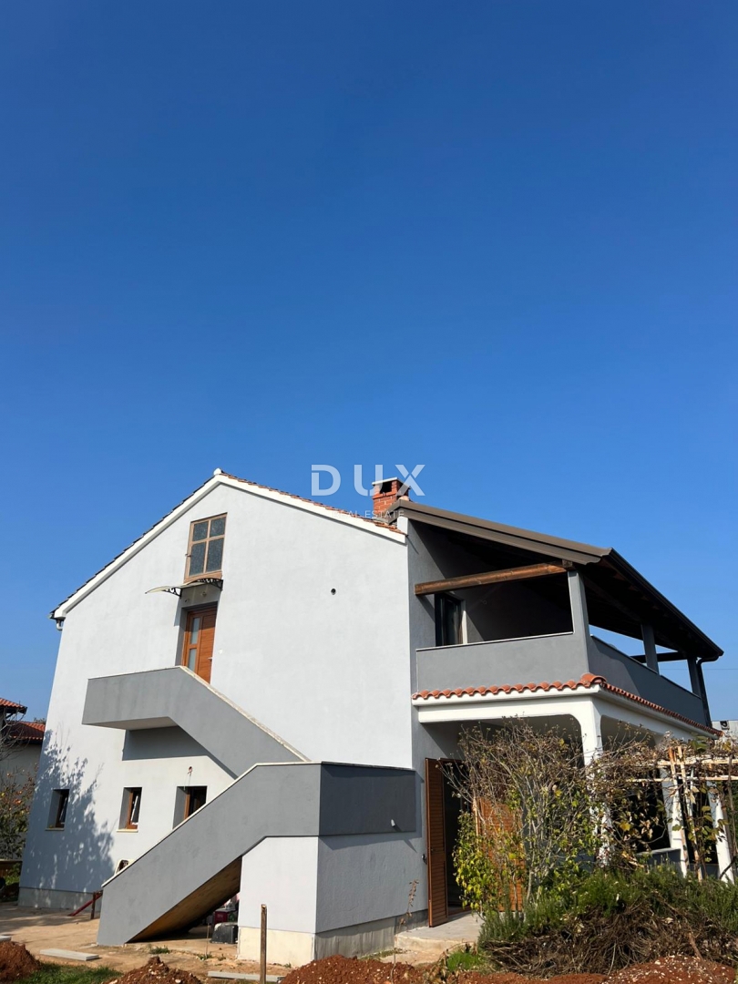 ISTRIA, PARENZO - Spazioso appartamento ristrutturato con giardino!