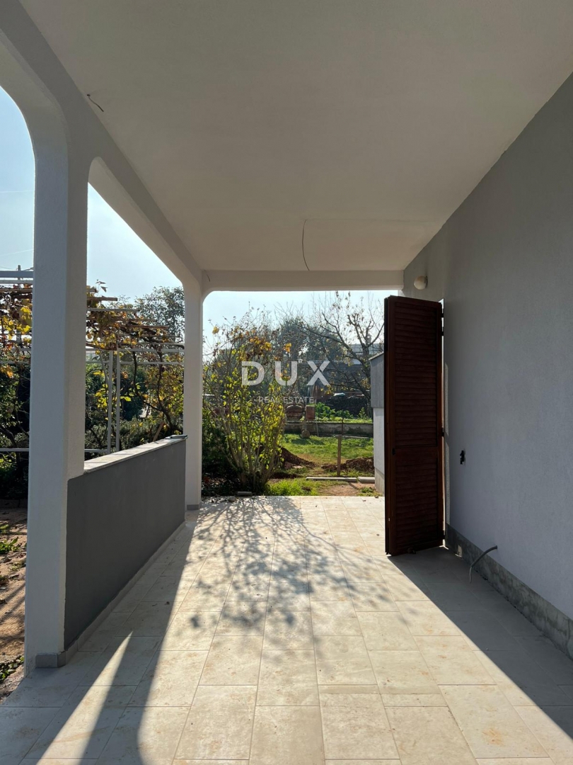 ISTRIA, PARENZO - Spazioso appartamento ristrutturato con giardino!