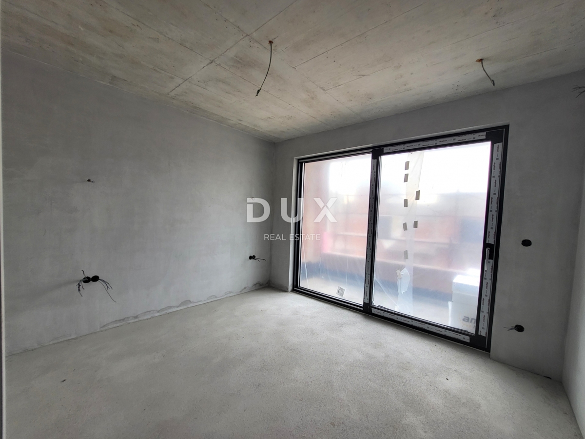 ISTRIA, MEDULIN - Casa con piscina, terrazza sul tetto e vista mare