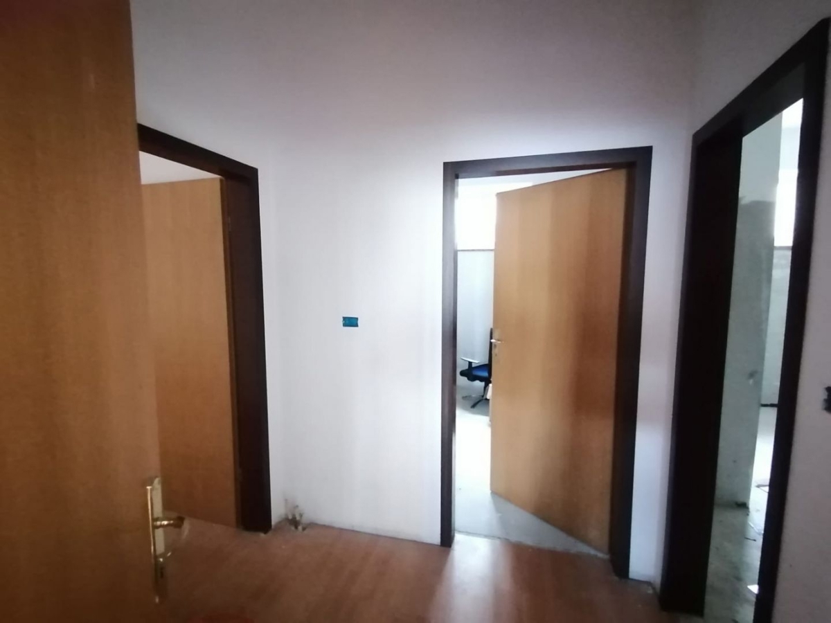 ISTRIA, POLA - Appartamento al piano terra di 100m2!