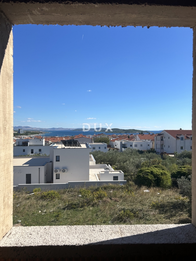 ŠIBENIK, VODICE - Appartamento al piano terra di un nuovo edificio, con giardino, in ottima posizione! OCCASIONE!