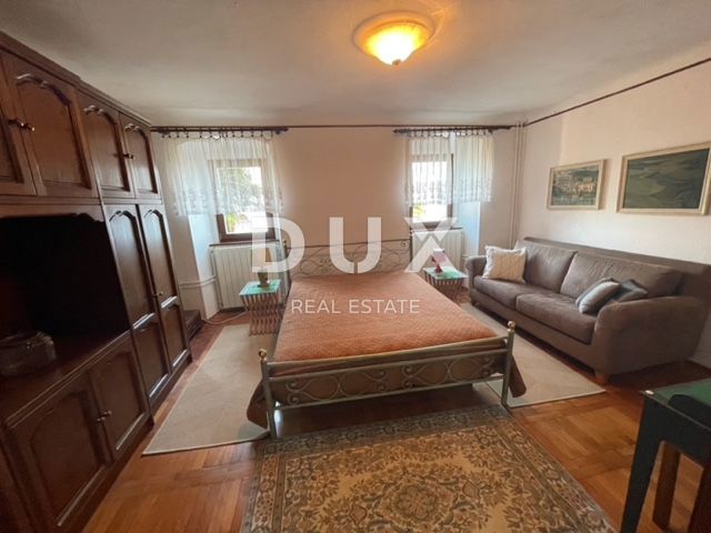 OPATIJA, POBRI - Villa del 1886 con oggetti d'antiquariato in pietra