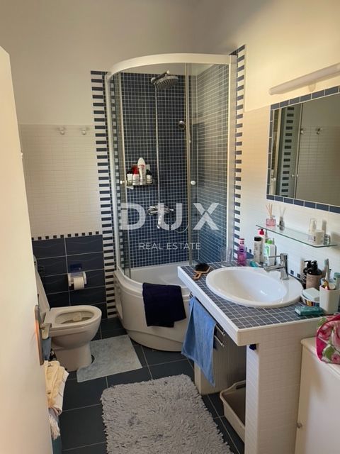 OPATIJA, POBRI - Villa del 1886 con oggetti d'antiquariato in pietra