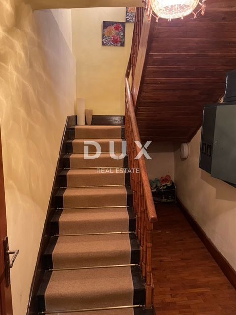 OPATIJA, POBRI - Villa del 1886 con oggetti d'antiquariato in pietra