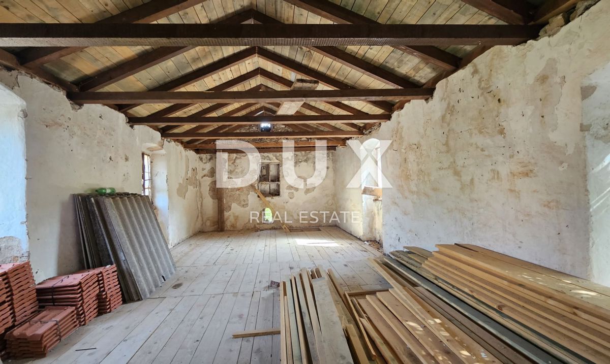 UGLJAN, LUKORAN - Casa in pietra da ristrutturare
