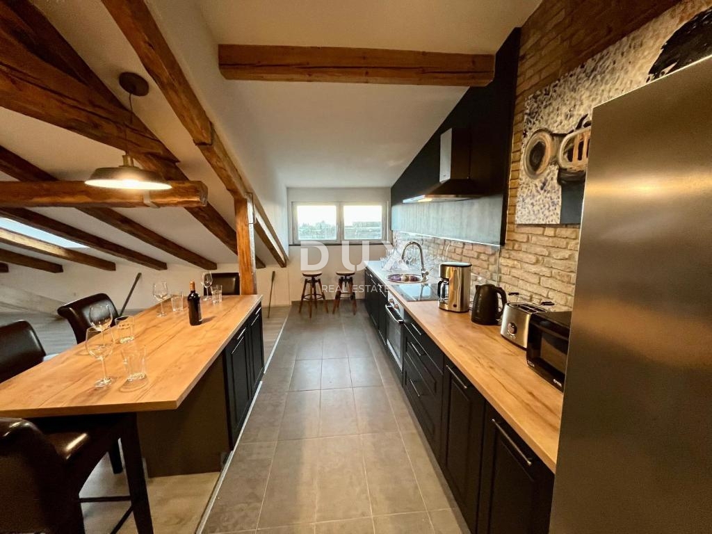 RIJEKA, CENTRO - Appartamento spazioso e modernamente arredato con vista mare in una posizione attraente