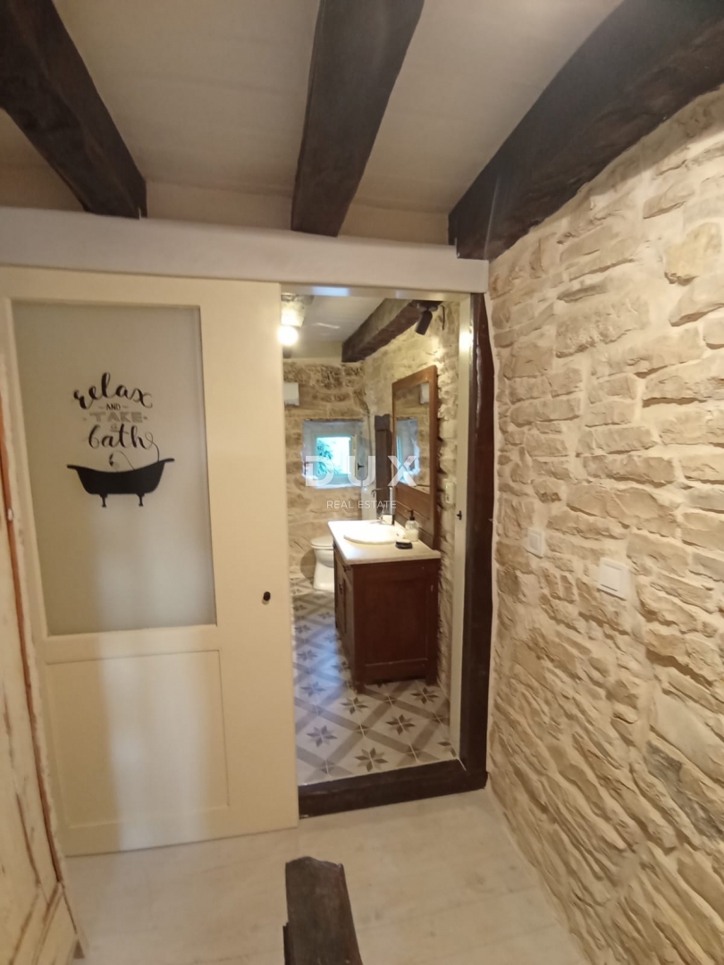 ISTRIA, SVETVINČENAT - Casa in pietra ristrutturata