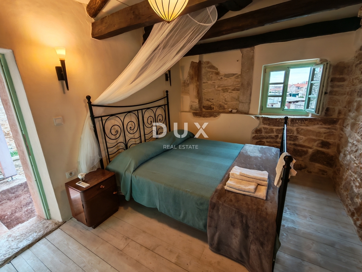 ISTRIA, SVETVINČENAT - Casa in pietra ristrutturata