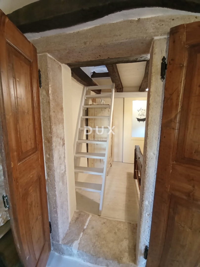 ISTRIA, SVETVINČENAT - Casa in pietra ristrutturata