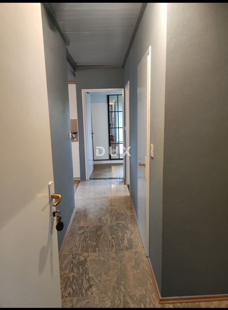 ISTRIA, ROVIGNO - Appartamento in posizione tranquilla