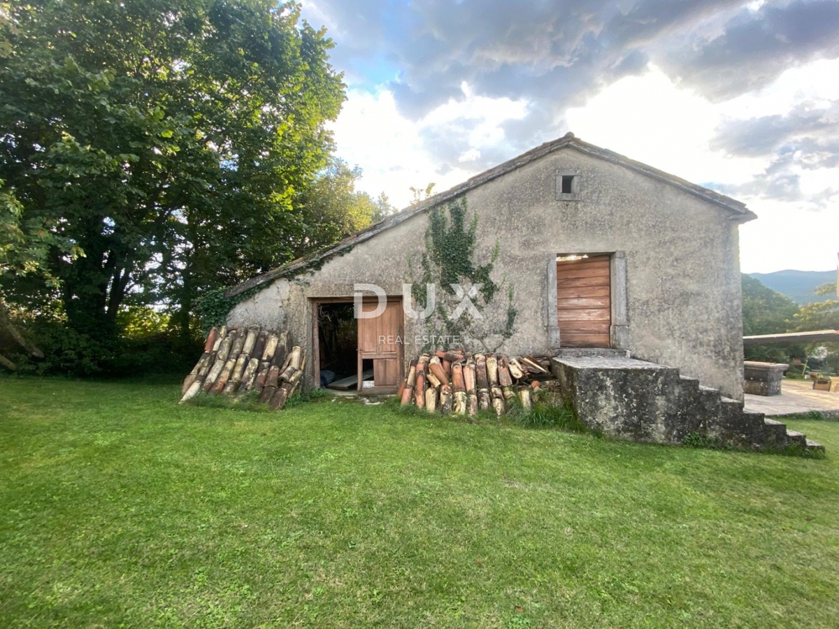 RIJEKA, KASTAV - casa indipendente con cortile + 761 m2 di giardino! OCCASIONE!