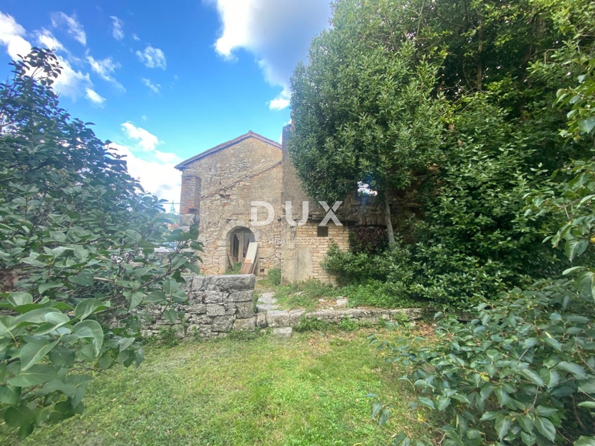 RIJEKA, KASTAV - casa indipendente con cortile + 761 m2 di giardino! OCCASIONE!