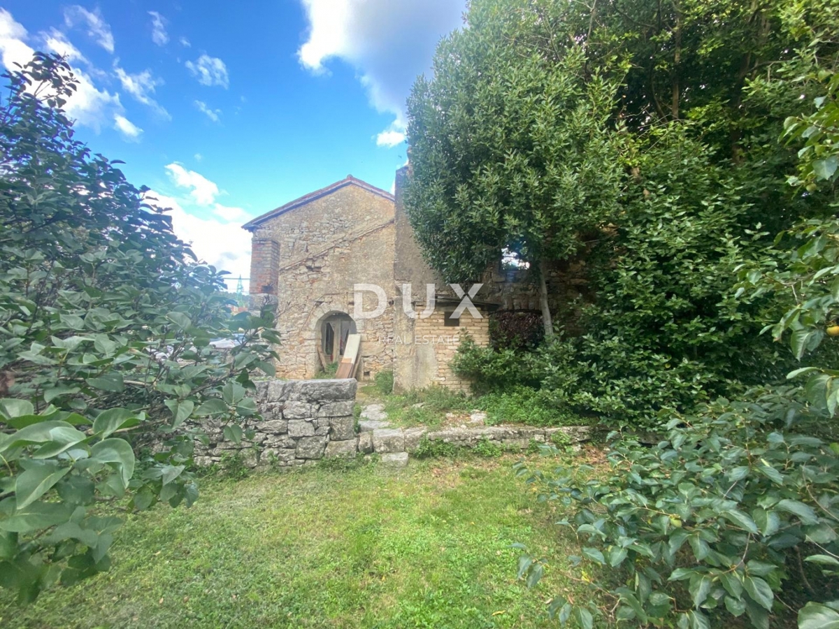 RIJEKA, KASTAV - casa indipendente con cortile + 761 m2 di giardino! OCCASIONE!
