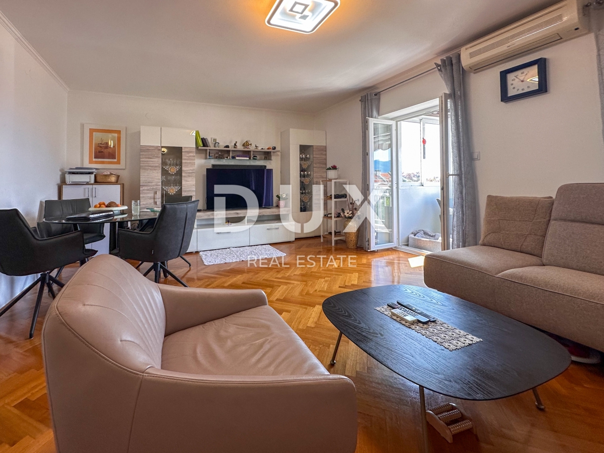 RIJEKA, SRDOČI - SOLO DA NOI - OCCASIONE - 2 camere da letto + soggiorno, 68m2, loggia, vista