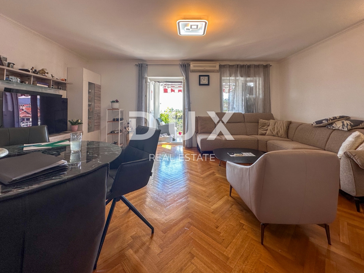 RIJEKA, SRDOČI - SOLO DA NOI - OCCASIONE - 2 camere da letto + soggiorno, 68m2, loggia, vista