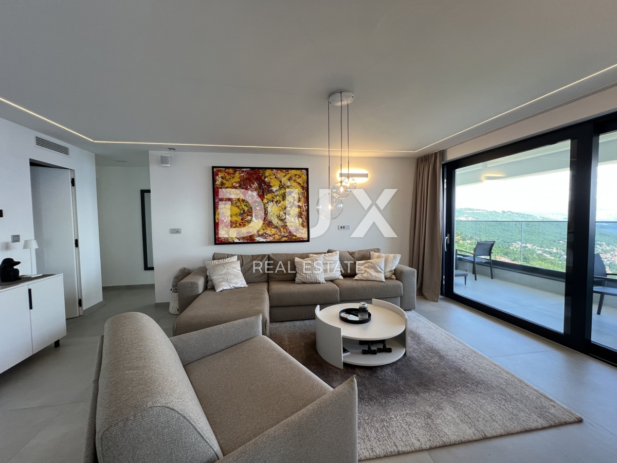 OPATIJA, LOVRAN – appartamento esclusivo con vista panoramica e piscina