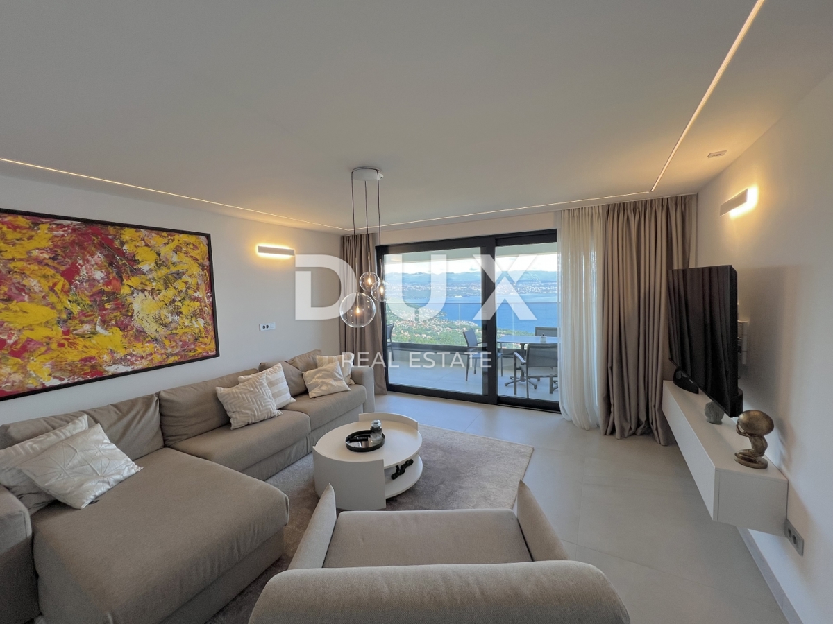OPATIJA, LOVRAN – appartamento esclusivo con vista panoramica e piscina