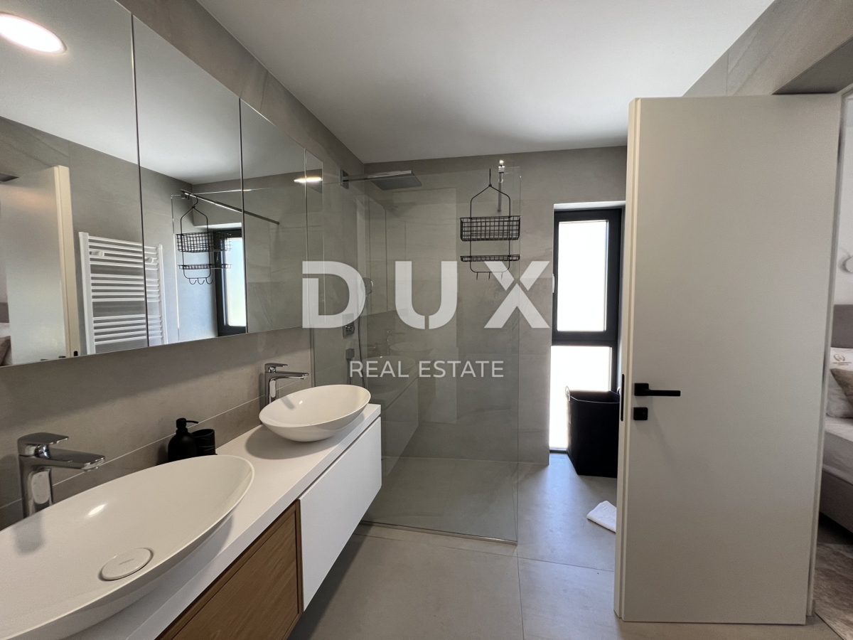 OPATIJA, LOVRAN – appartamento esclusivo con vista panoramica e piscina