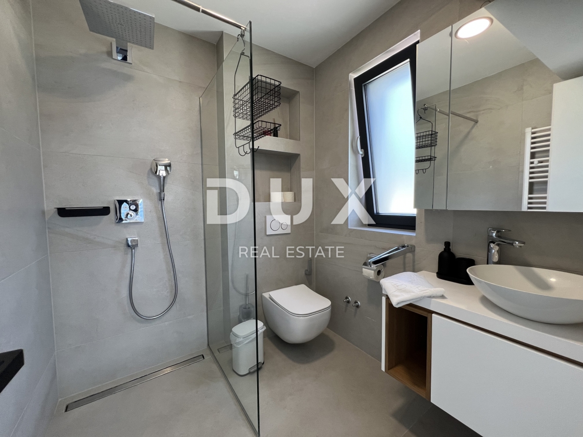 OPATIJA, LOVRAN – appartamento esclusivo con vista panoramica e piscina