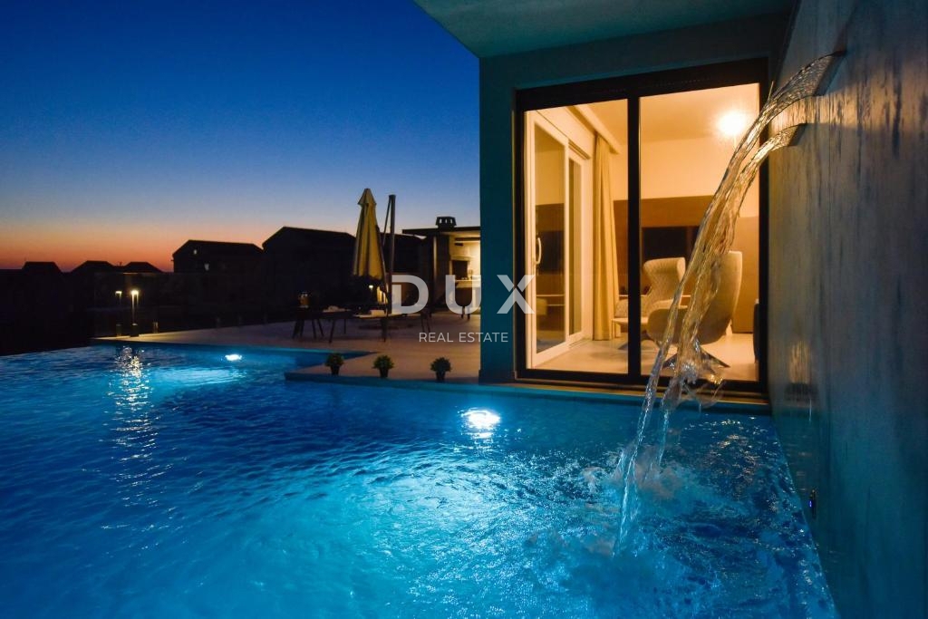 ISOLA DI PAG, NOVALJA - Investimento top: villa di lusso con piscina e vista mare